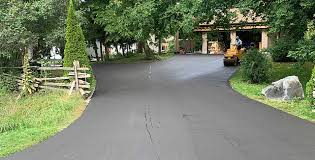 Best Asphalt Driveway Installation  in St Charles, IL